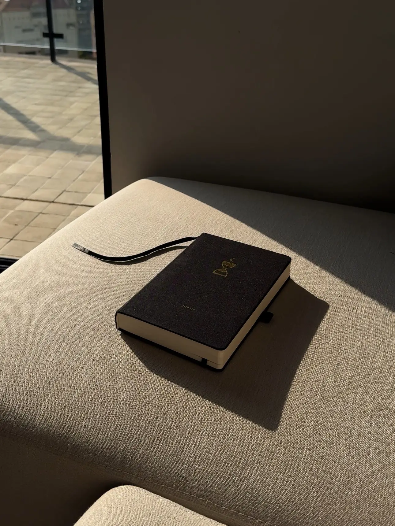 Quran Reflective Journal English Arabic 365 Day Prompts Mental Health Minimalist Design Personal Exploration Faith Journey Spiritual Development Self-