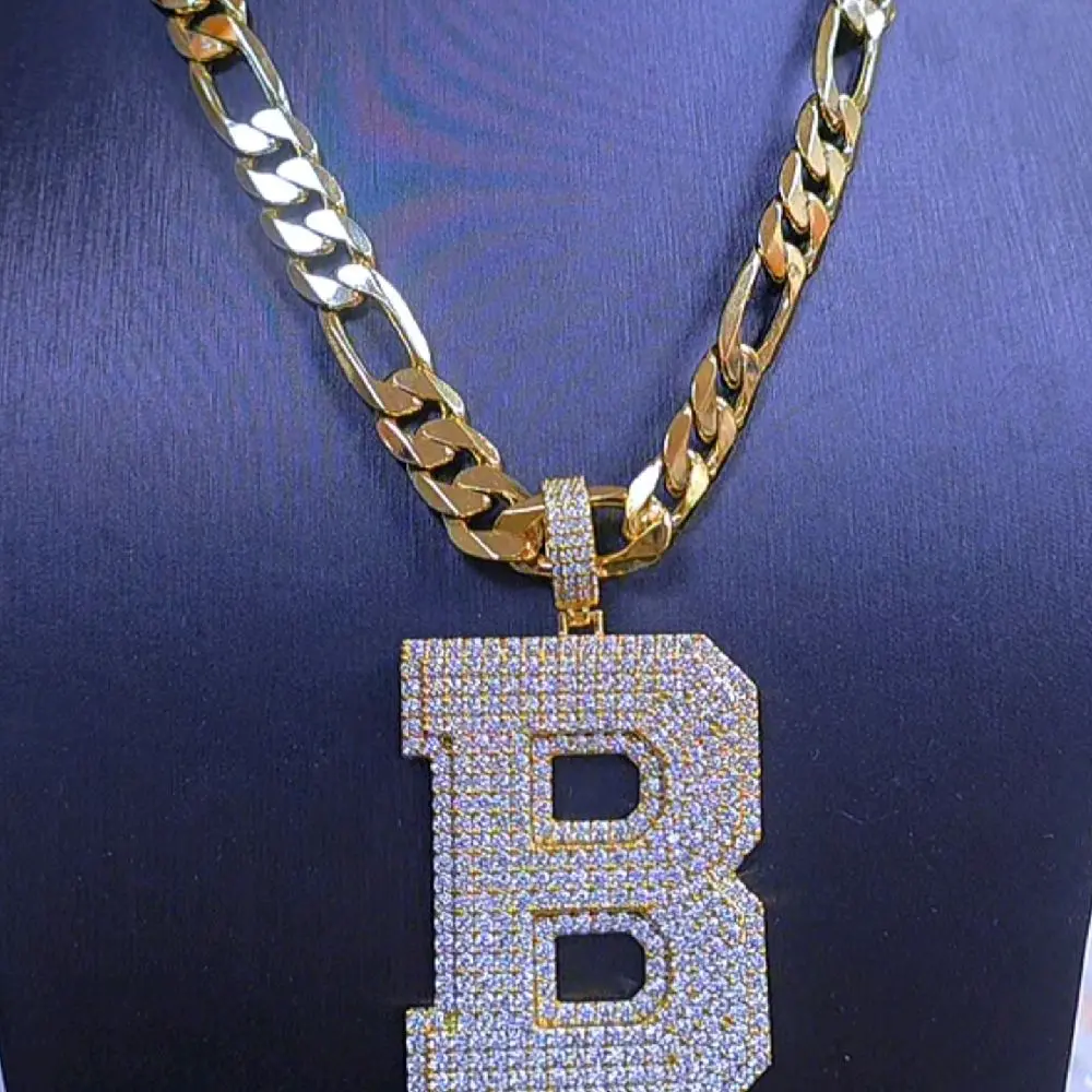 18krat Letter Chain and Pendant