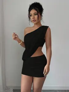 New fashionable women's one-shoulder asymmetrical top and high-waisted pleated mini skirt set Boss Babe Outfit