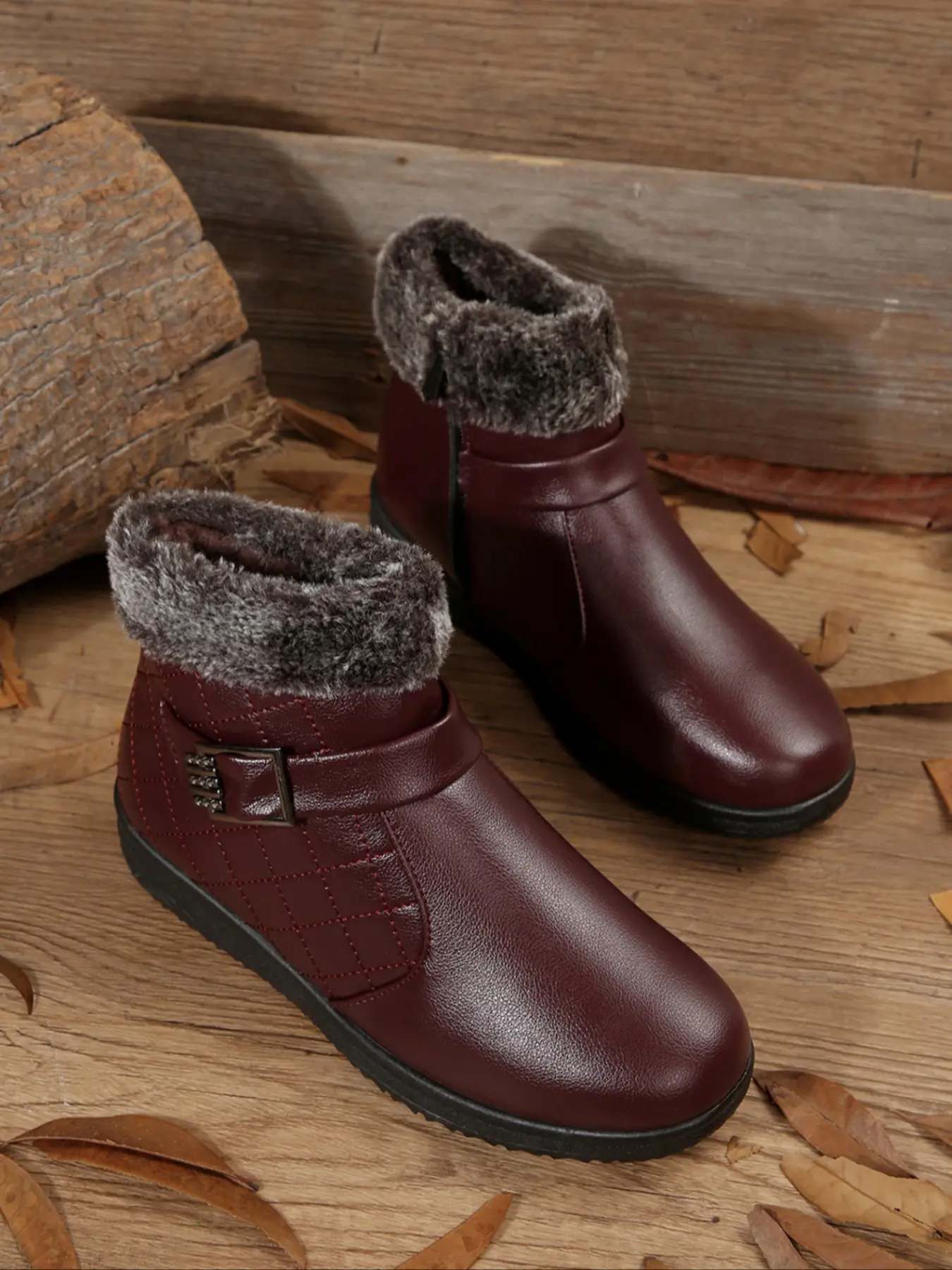 Women's Winter Fleece-Lined Thickened Cotton Shoes, Soft-Soled Warm Elderly Shoes, Non-Slip Design for Grandmothers & Senior Ladies