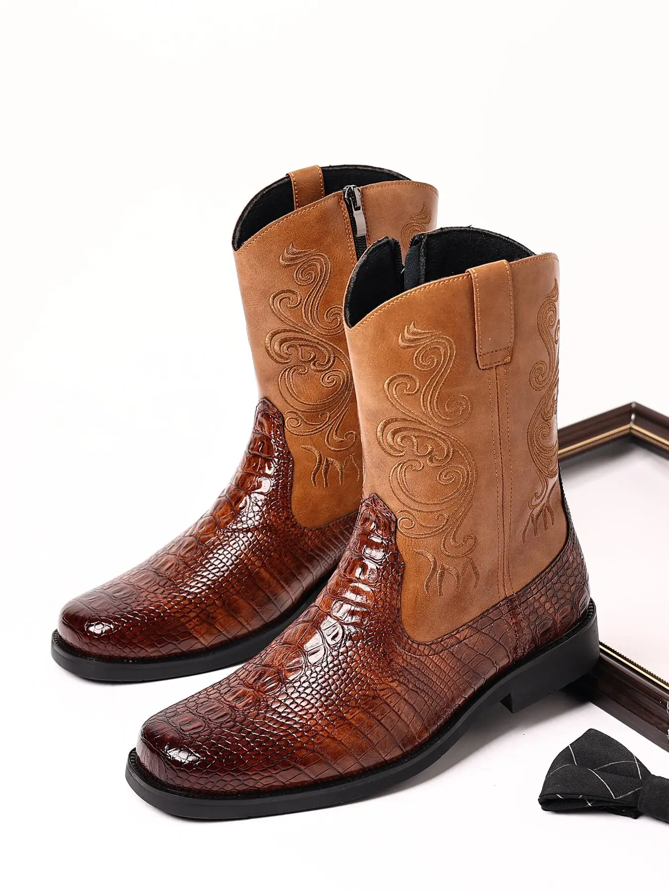 Men's Fashionable Casual Embroidery Design Mid-calf Boots Shoes As Gifts, Vintage Style Crocodile Embossed Design Boots for Daily Wear, Perfect for Me
