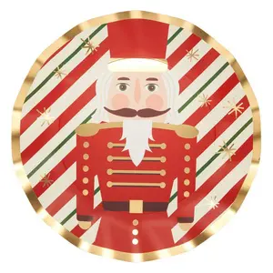 Wavy Dinner Plate Nutcracker Christmas/8 Pkg