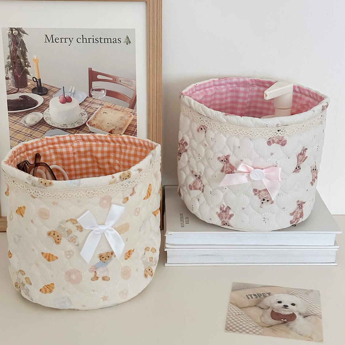 Cartoon Bear Round Quilted Storage Basket with Plaid Lining Fabric Storage Bin — Girly Desktop Organizer