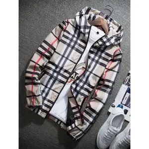 Men’s lightweight hooded jacket/coat, zip-up windbreaker with adjustable drawstring and contrasting stripes, suitable for autumn wear GARMENTARY