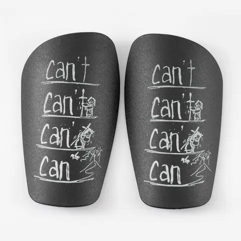 Mini Football Shin Guards, 1 Pair Thickened Small Football Leg Protector, Durable Football Leg Protector, Soccer Training Equipment for All Seasons, Soccer Gear