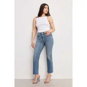 GOOD PETITE STRAIGHT JEANS| BLUE449.