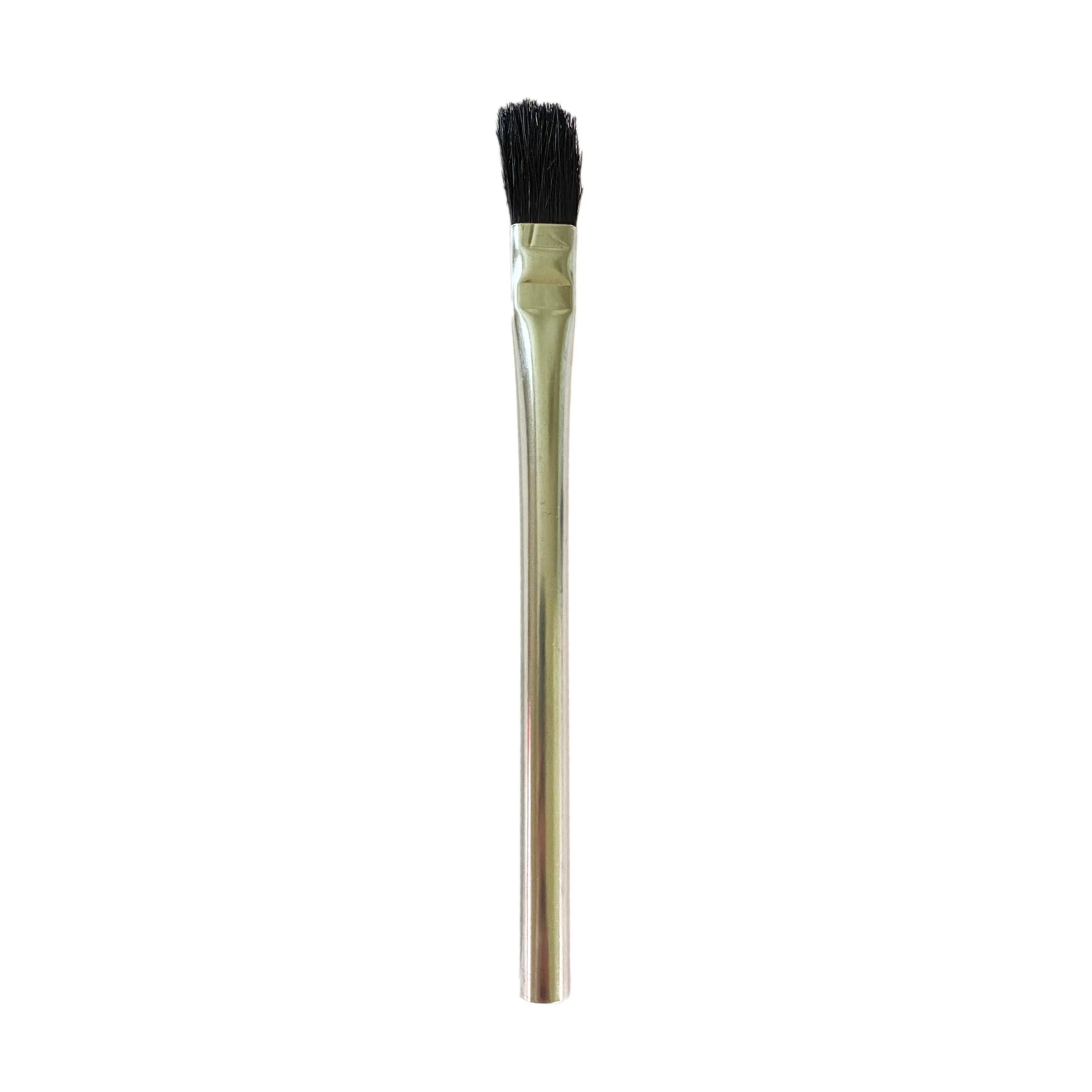 Liberation Spray Brush