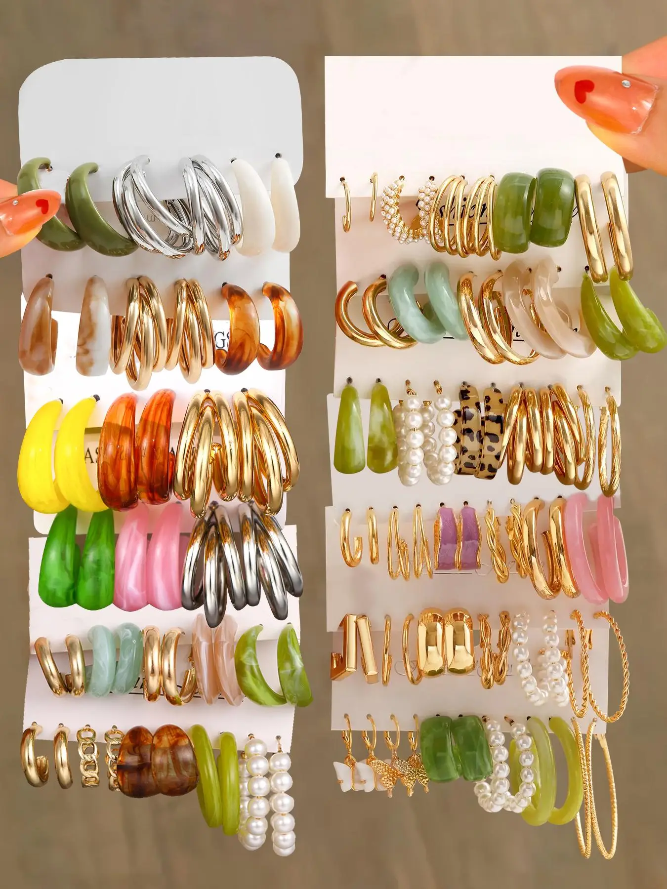 Women's Faux Pearl Decorated Butterfly Metal Round Hoop Earrings, Summer Outfits 2024 Earrings for Daily Vacation, Wedding, Anniversary