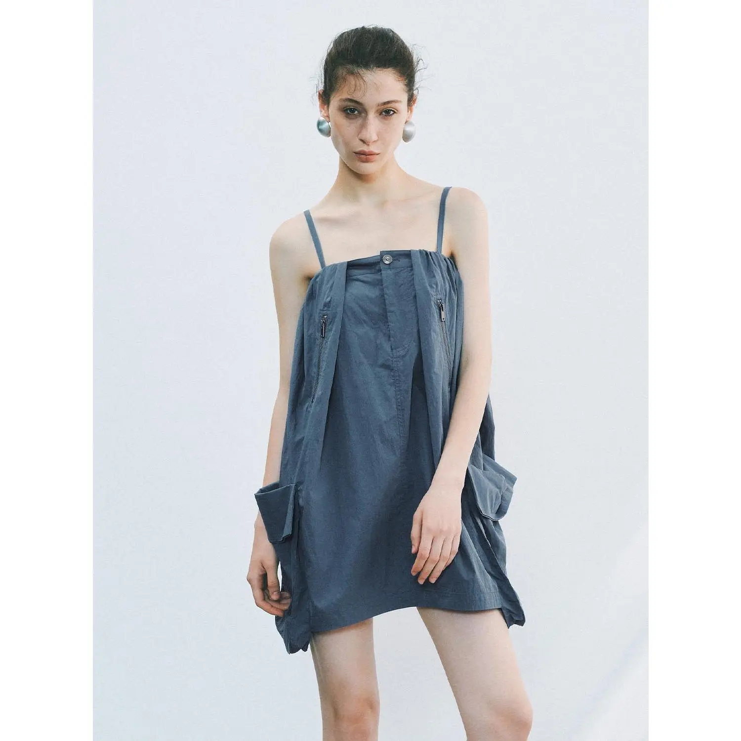 URBAN REVIVO UYV750068 2026 Spring Women's Sleeveless Casual Cargo Pocket Slip Midi Dress - Cotton-Polyester Blend, Comfortable Fit, Chic Elegant Style, Thin, Urban Outdoor, Casual Wear, Armless Casual Dresses, Streetwear Casual Dresses