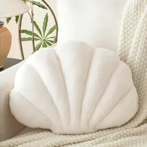 1pc White Seashell Shaped Plush Throw Pillow, Soft Cushions, Minimalist Coastal Aesthetic Faux Fur Cushion, Fluffy 3D Shell Decorative Pillow for Bedroom, Living Room, Beach House, Perfect Cozy Gift for Home Decor Enthusiasts