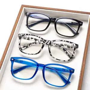 3-Piece Set Of Stylish Rectangular Anti-Blue Light Reading Glasses, Suitable For Both Men And Women. Featuring a Classic Design, Durable Lenses, And Spring Hinges, These Fashionable Glasses Are Ideal For Everyday Wear And a Variety Of Casual Occasions