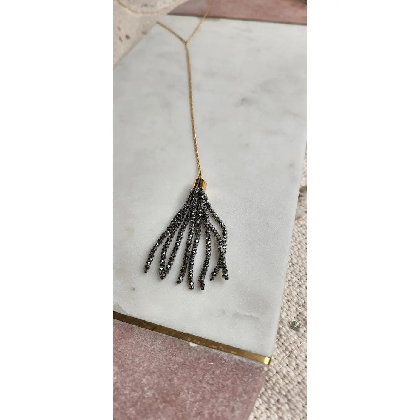 NORA NECKLACE IN GUNMETAL