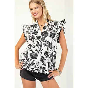 Gigio Ruffle Sleeve Scallop Floral Babydoll Blouse - Soft White