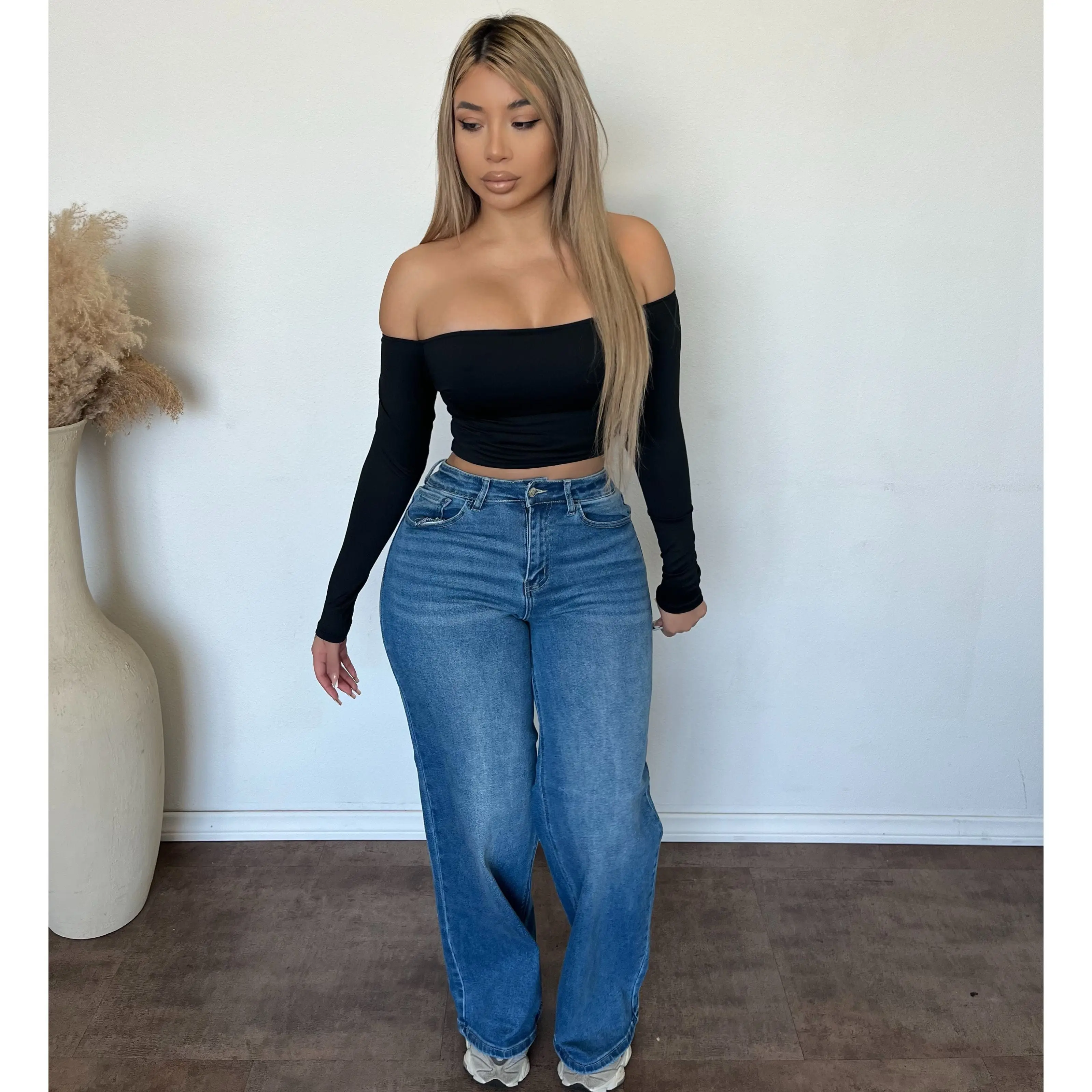 James Stretch Wide leg Denim Jeans (Medium Wash)