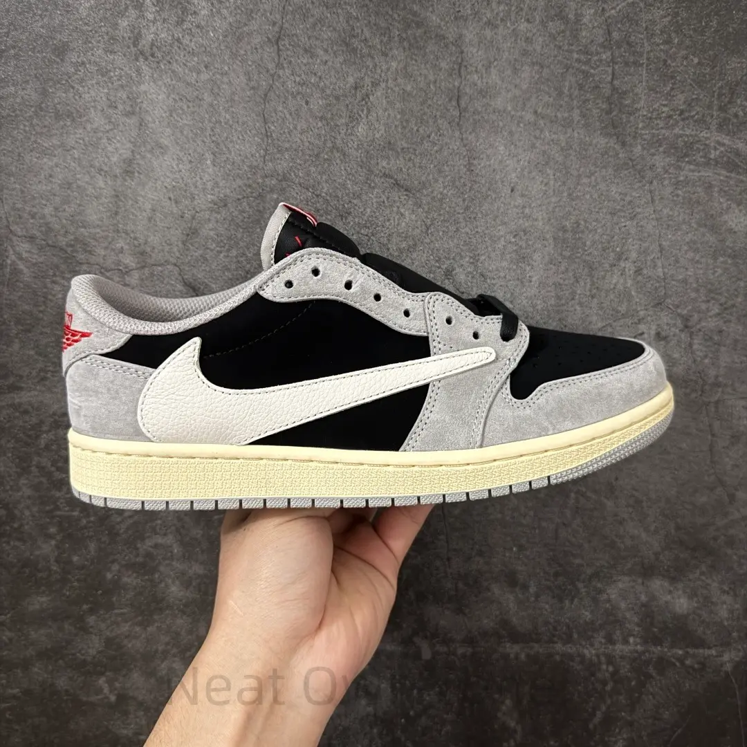 Grey Black Suede Color Block Low Top Retro Skate Sneakers Reverse Cream Swoosh Contrast Detail Vintage Cushioned Rubber Midsole Unisex Daily Trend Footwear