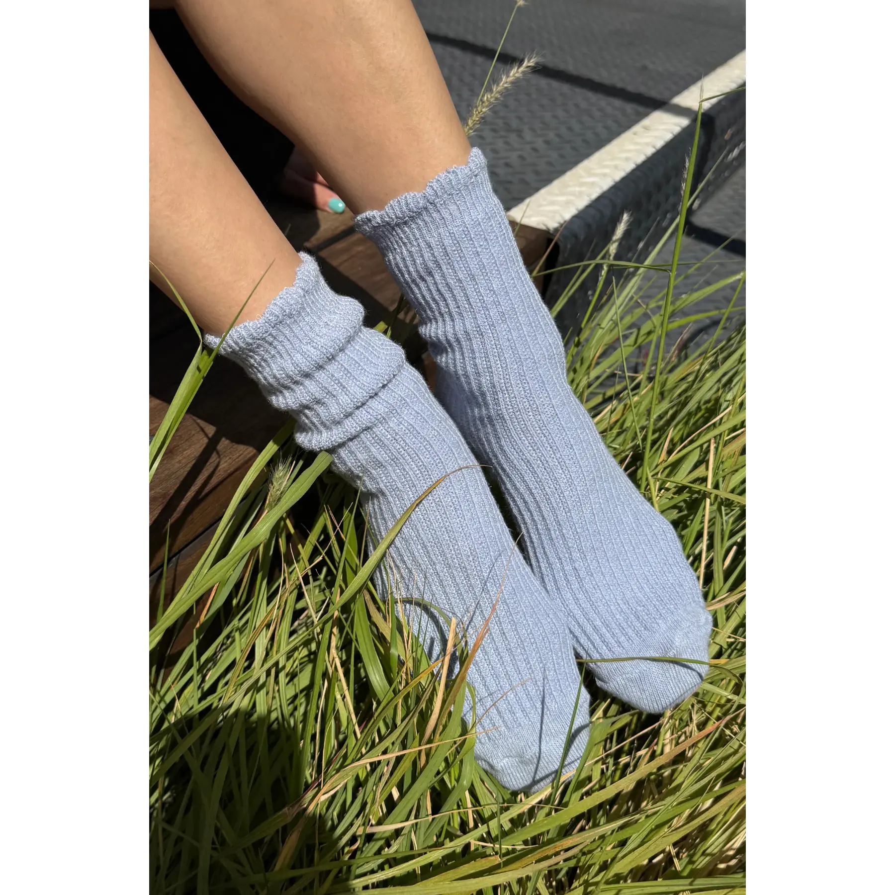 Linen Scallop Socks