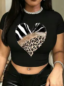 Summer outfit short-sleeve slim-fit cropped crew neck T-shirt, available in white, black, and gray, featuring a leopard print heart pattern, the best gift for giving.
