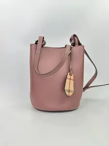 Pre-owned Burberry Bucket Bag D0073