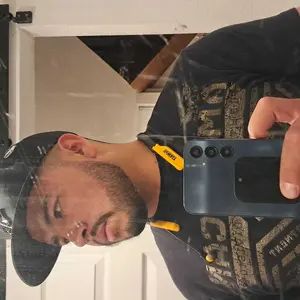 SELZALOT Beard Filler Pen Kit for Men 4-Tip Black Waterproof Sweat-Proof Long-Lasting Coverage with Brush Smooth Application for Fuller Beard Compact Portable Grooming Tool for Daily Makeup