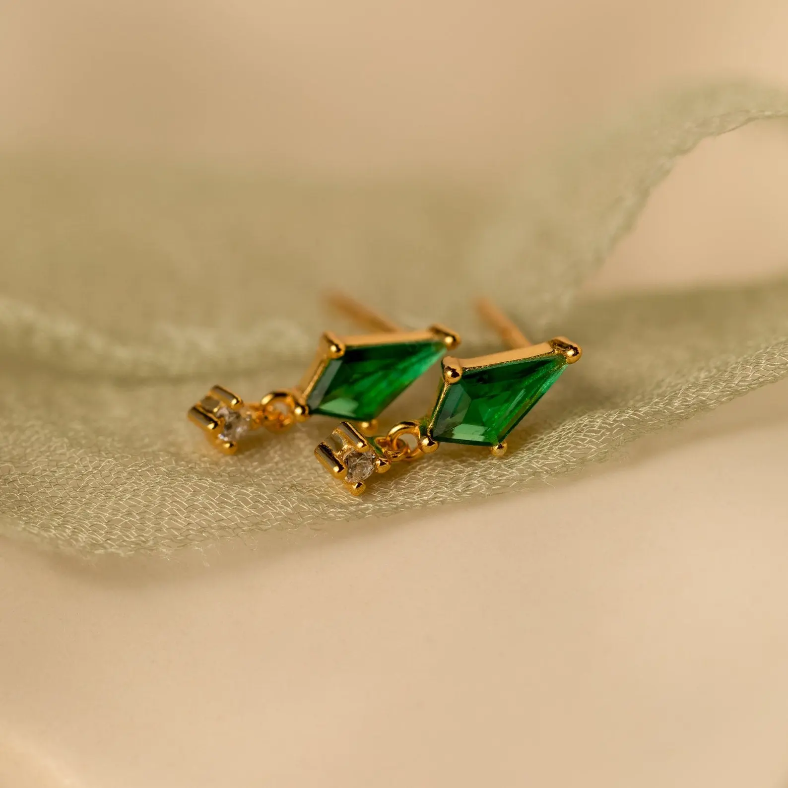 Emerald Kite Drop Earrings by Caitlyn Minimalist - Dainty Green Gemstone Stud Earrings - Diamond Dangle Earrings - Emerald Jewelry - Gift for Friend