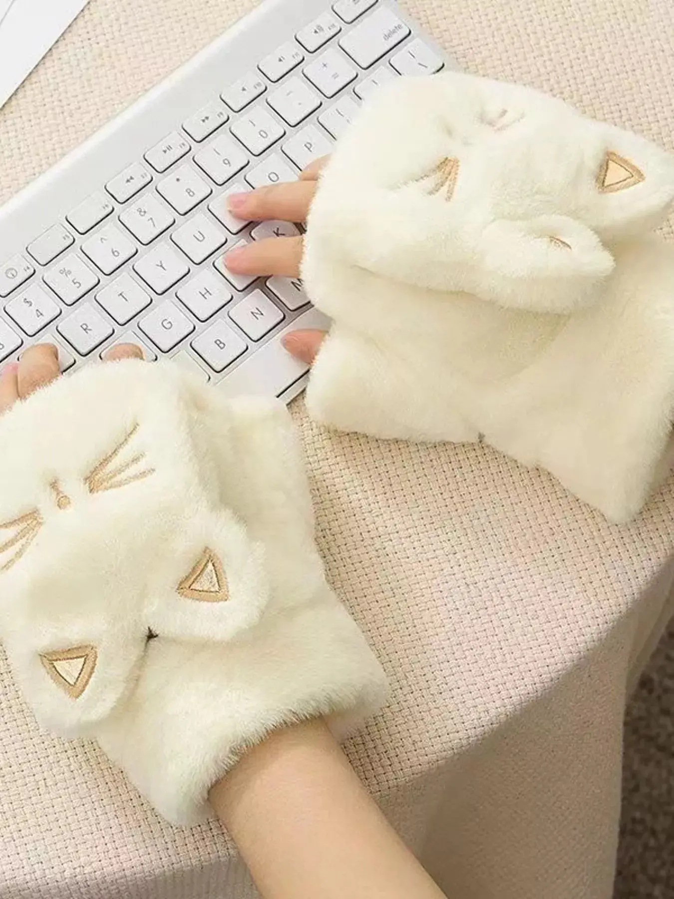 Cat Plush Fingerless Gloves