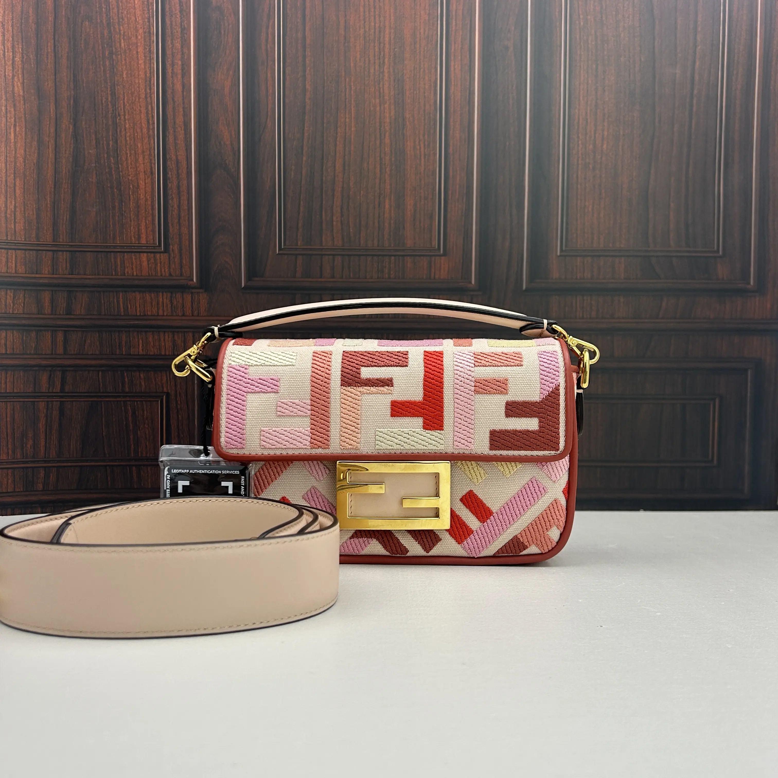 Pre-owned FENDI Baguette – Limited Edition Embroidered FF Baguette 888
