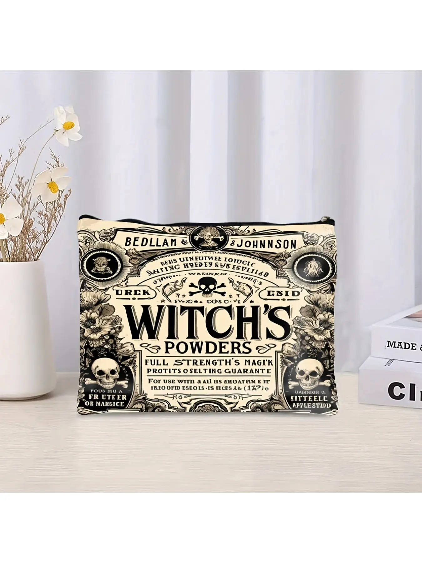 1pc Vintage Witch Makeup Bag, Cosmetics Bag - Gothic Witchy Organizer with Potion-like Floral patterns, Compact Travel Cosmetic Case for Women, Birthday/ Halloween Gift - Durable Polyester Makeup Pouch, Mystical Theme Design, Highquality Fabric