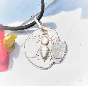 Cast .999 Silver Bee Pendant.