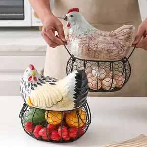 Ceramic hen storage basket, large capacity wrought iron basket, creative fruit and egg storage basket, rural farmhouse style, suitable for home kitchen storage.