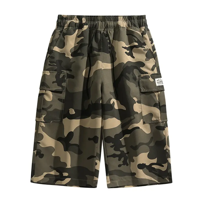 Men’s camouflage cargo shorts, mid-length with elastic waistband and drawstring, multiple pockets; casual, versatile loose fit for everyday wear and commuting; comfortable, breathable athletic outdoor shorts.fathersdaygift