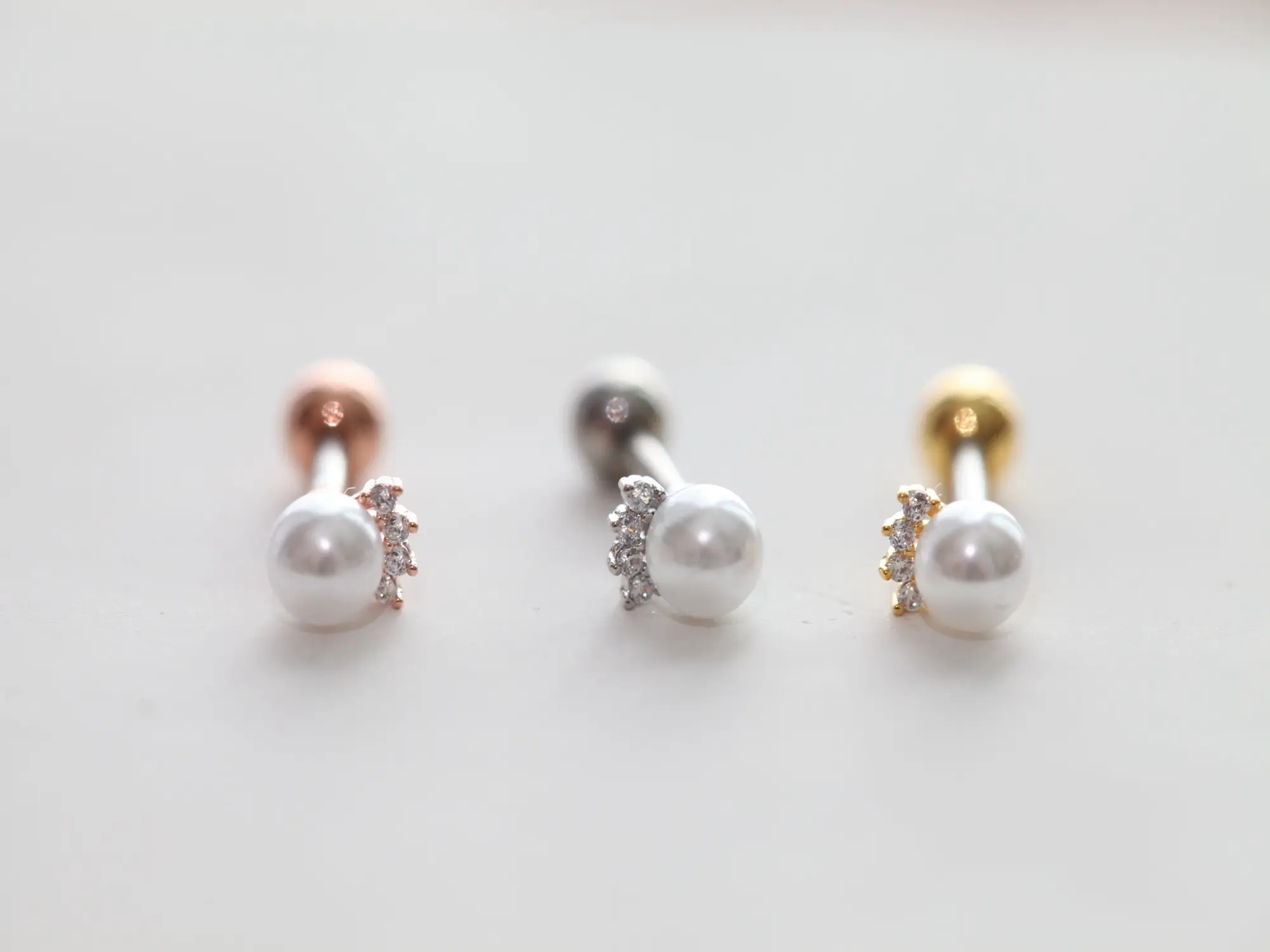 Crown Pearl Cartilage Labret • Simple Tragus Earring • Conch Threadless Flat Back • Dainty Lobe Studs • Rose Gold Crystal Cartilage Piercing