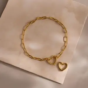 Heart Carabiner Paperclip Bracelet by Caitlyn Minimalist - Dainty Heart Clasp Charm Bracelet Set - Valentine's Day Jewelry - Gift for Her