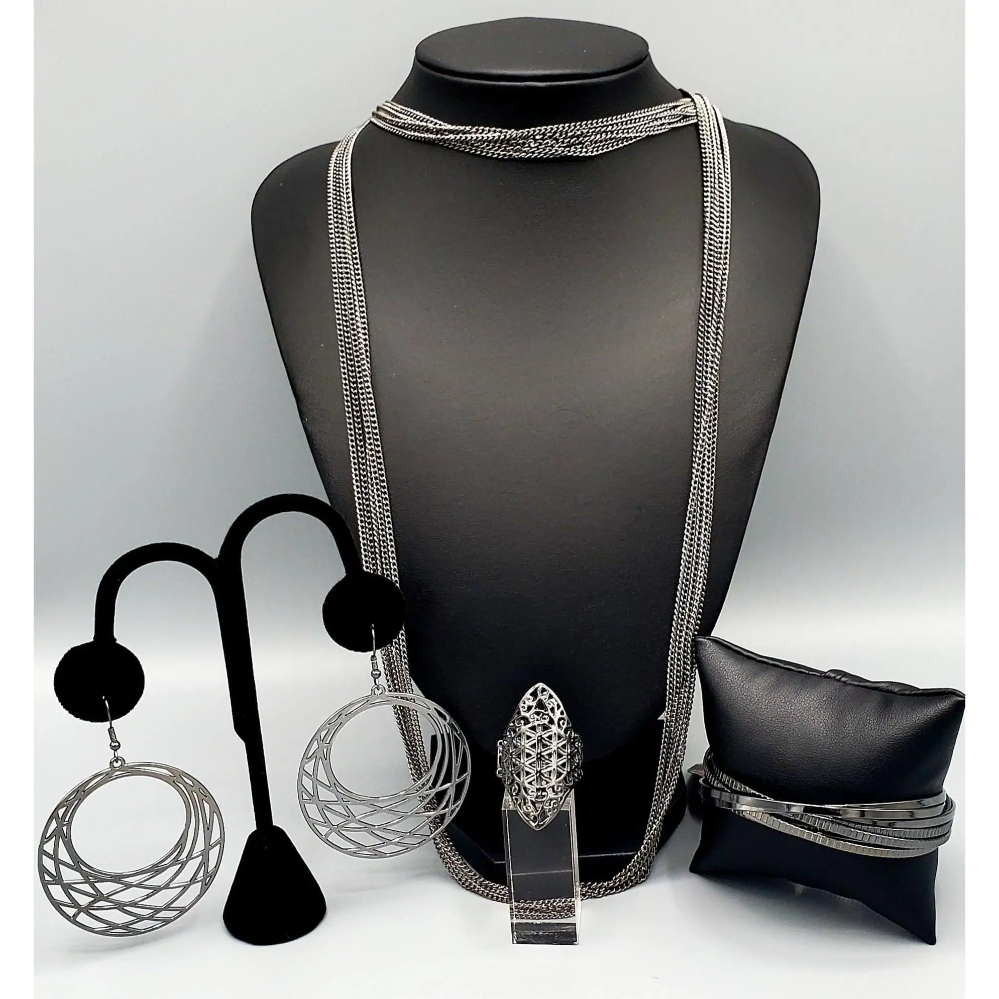 "Save Your TIERS" Black Jewlry Set
