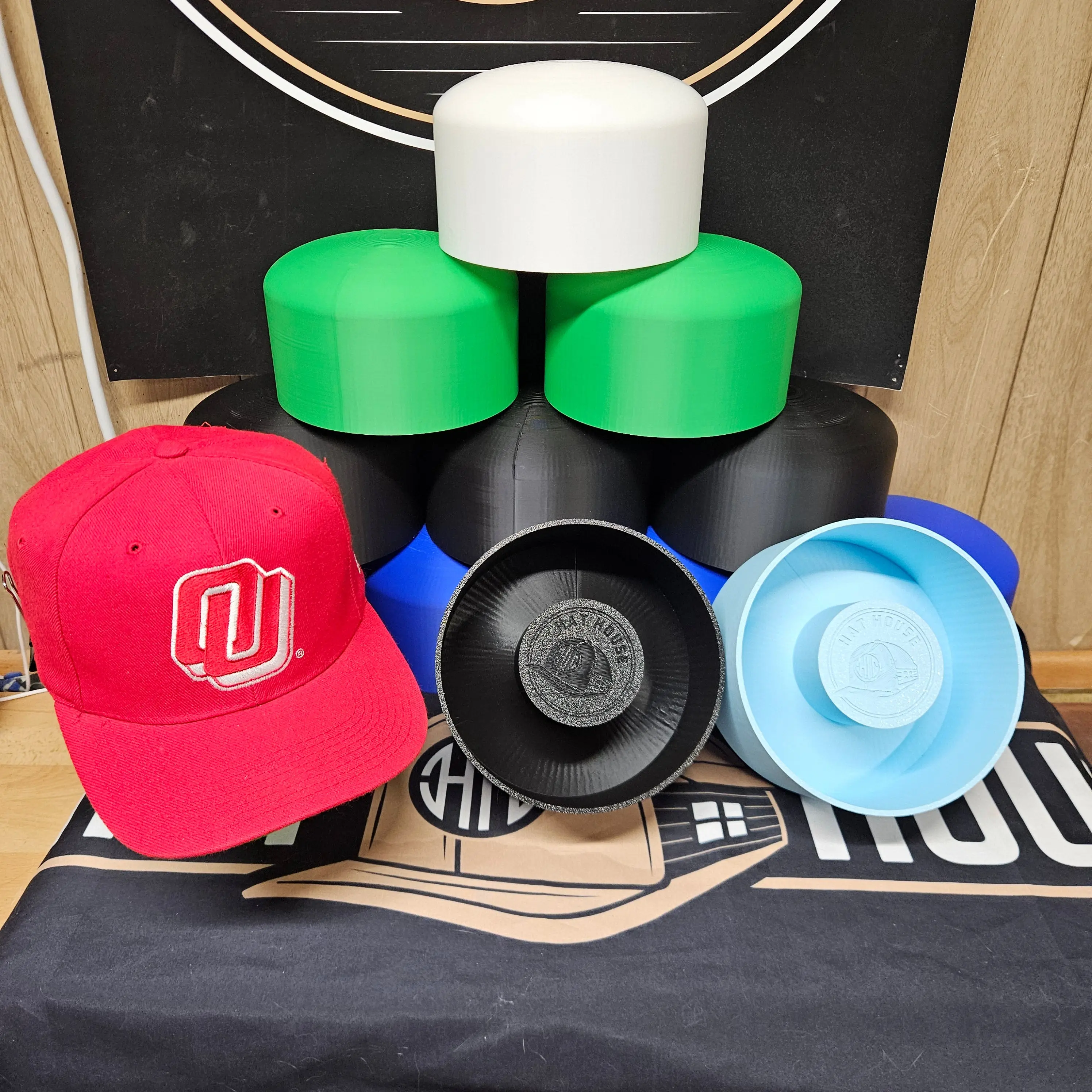 Hat Shaper Size S/M For Snapbacks and Vintage Hats Hat Shaper Size S/M For Snapbacks and Vintage Hats