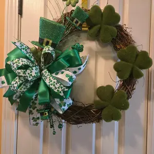 St. Patrick's Day Wreath - Lucky 3