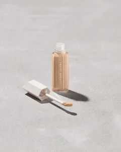We're Even Hydrating Longwear Concealer — 220W We're Even Hydrating Longwear Concealer — 220W