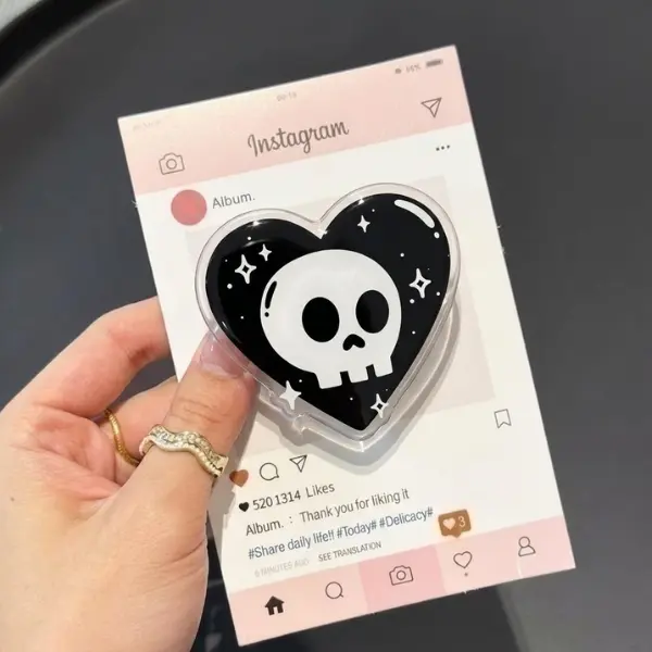 Cute Skull in Heart MagSafe Phone Grip, Aesthetic Goth Heart Griptok, Spooky Sweet Phone Stand, Trendy BookTok Accessory, Unique Gift
