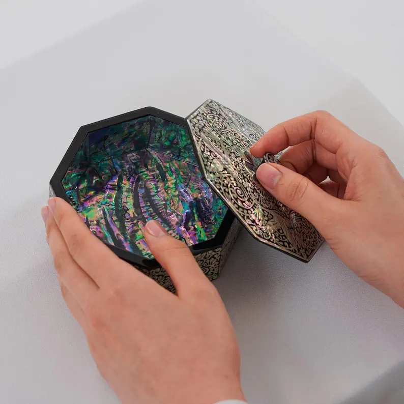 February Mountain Handcrafted Korean Mother of Pearl Trinket Box - Elegant Gift for Her, Traditional Octagonal Keepsake Box with Inlay