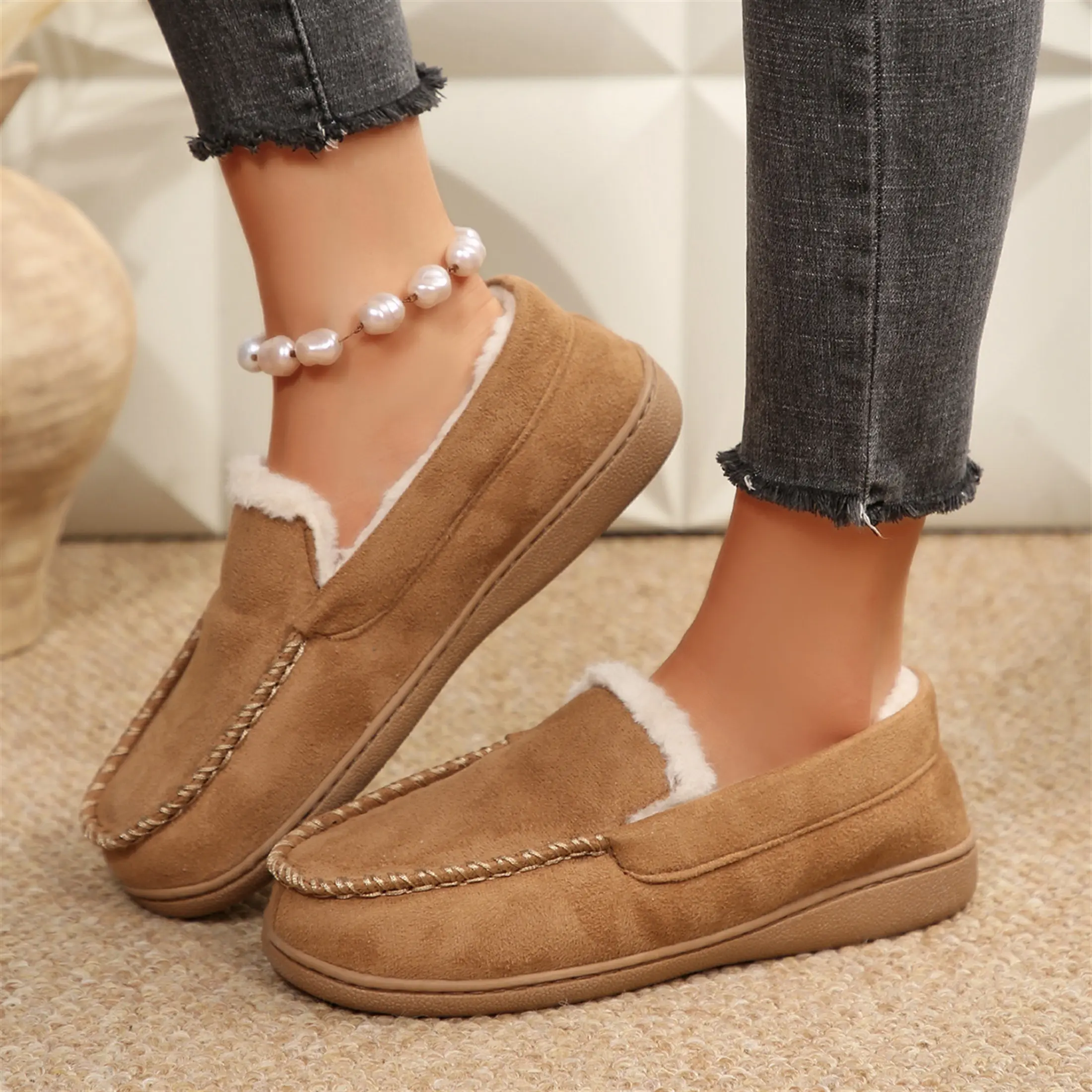 Women's Flat Heel Slippers Cozy Warm Lined Loafers Indoor and Outdoor Non-Slip Loafers