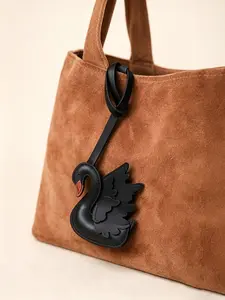 3d Swan Bag Charm Available In Black And White Handcrafted Patchwork Leather Accessories High-End, Luxurious, And Elegant Accessories Retro And Exquisite For Bags And Keys Bag Charms For Friends And Couples Bag Charm Keychain