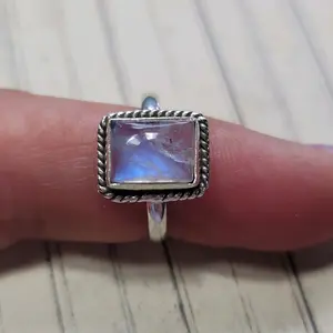 Natural Moonstone Ring. 925 Sterling silver. Size 6