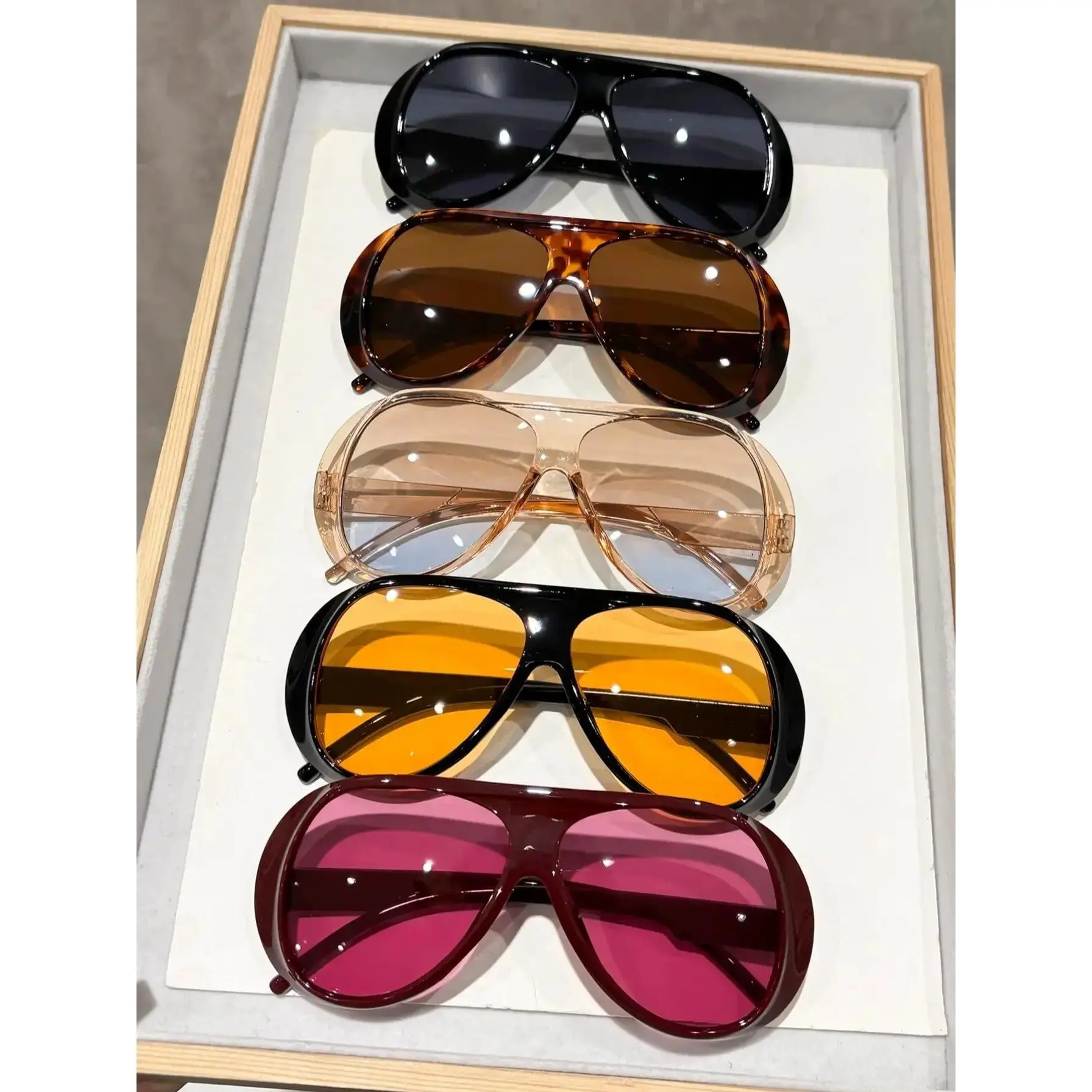 5-Pack Oversized Unisex Sunglasses, Casual Trendy Leopard Print & Solid Color Stylish Shades, Lightweight Plastic Frame with UV400 Protection for Beach & Daily Vacation Wear, Cool Sunglasses, Modern Trendy Sunglasses Trendy Styling Sunglasses Outdoorfun S