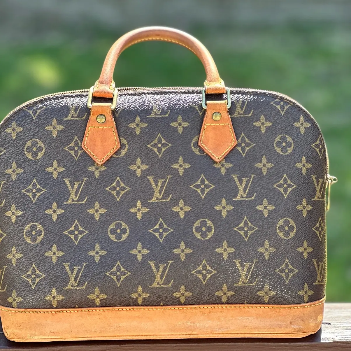 Pre-owned Louis Vuitton . Mini Bags Alma Shoulder PM Handbag, Vintage Condition with FL0091 Date Code