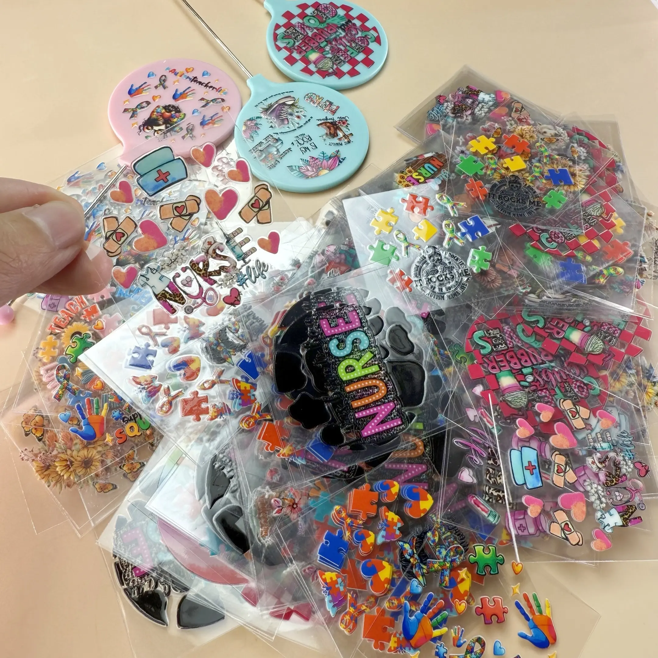 JeeweySaucy 30pcs Random Stickers, Beauty & Personal Care Accessory, Travel Must Haves for Makeup Mirrors & Handheld Mirrors
