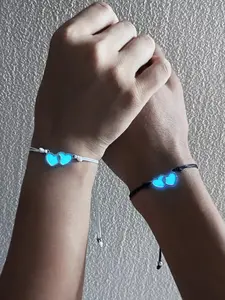 Heart-To-Heart Luminous Couple Bracelet, Romantic Gift for Him & Her, Glow-In-The-Dark Jewelry Accessory, Perfect for Couples, Heart Shaped Bracelet