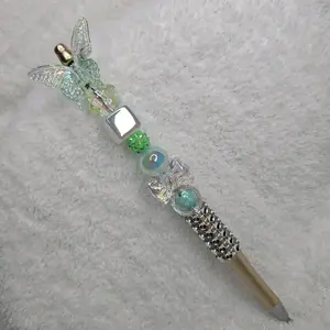 Extended pen