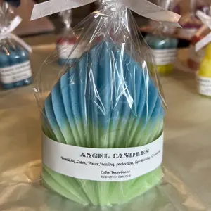 Scented Coffee Bean candle ! Manifest with this candle !