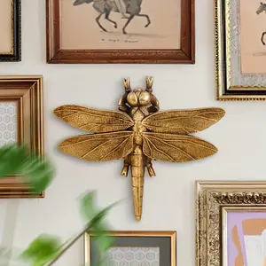 1PC Personality Creative Resin Golden Dragonfly Home Decoration Crafts Wall Hanging, Collectible Hanging Ornaments For Insect Lovers,Artwork Decor for interior Living Room Bedroom,Office Decor,Artistic Hangable