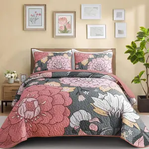 Floral Quilt Set  Size Grey  Boho Bedspread Coverlet Set 3 count Soft Microfiber Farmhouse Botanical Quilted Bedding Set with 2 Pillowcases for All Season (96''x90'')