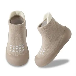 Baby Sock Shoes Toddler Non-Slip Slippers Infant Walking Shoes Soft Rubber Sole Sneakers Boys Girls First Walker Shoes Breathable Anti-Slip Indoor Outdoor